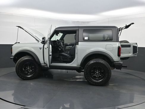 Used 2021 Ford Bronco First Edition AWD/4WD image 37