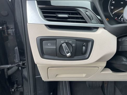 Used 2018 BMW X1 sDrive28i w/ Convenience Package FWD image 20