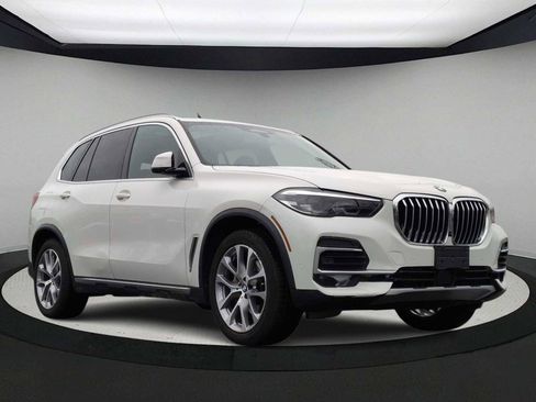 Certified 2023 BMW X5 xDrive40i image 2