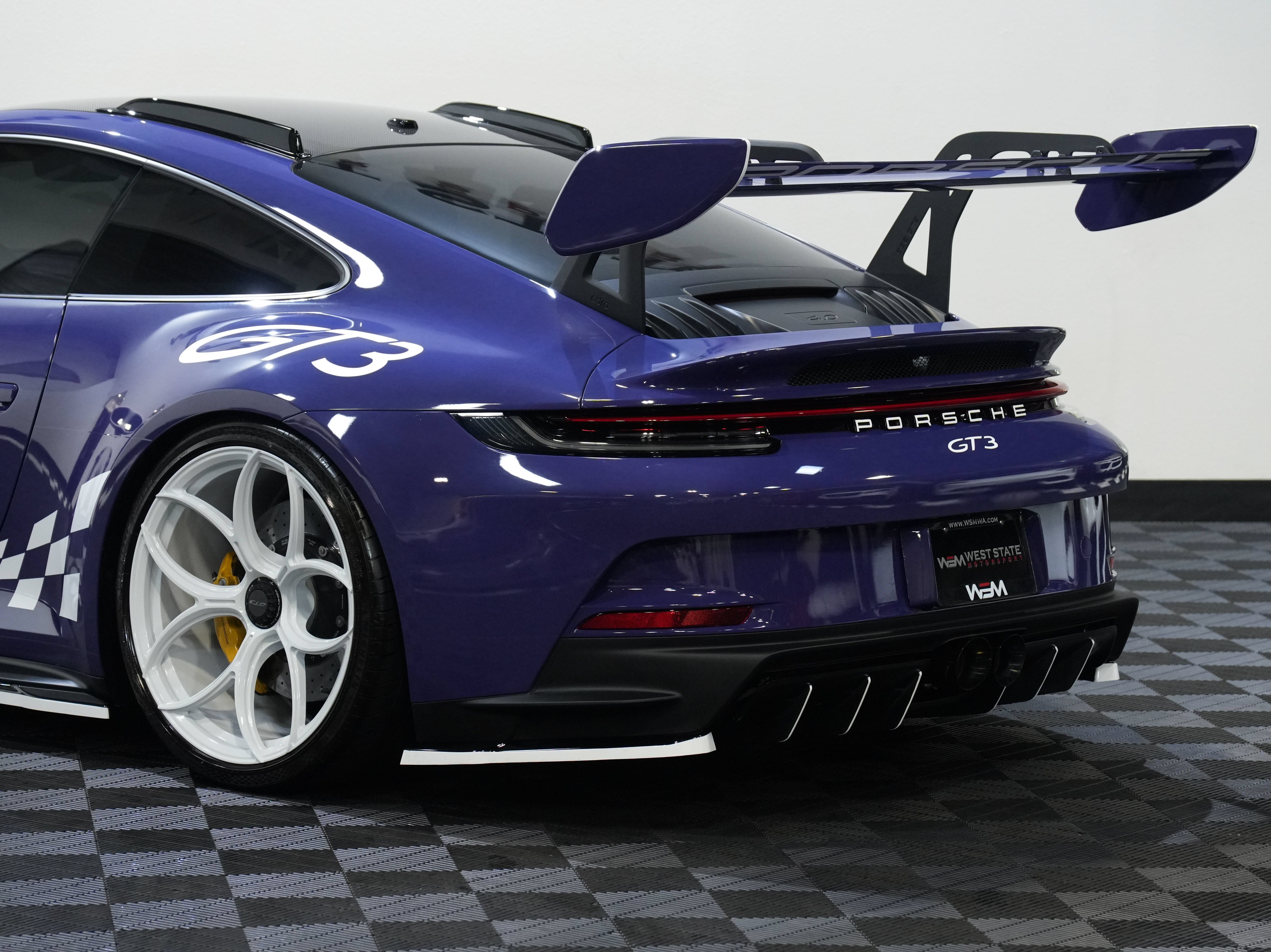 Used 2022 Porsche 911 GT3 RWD image 19