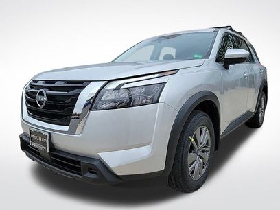 New 2025 Nissan Pathfinder SV