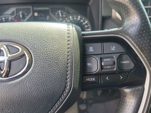Used 2023 Toyota Tundra SR5 w/ SR5 Convenience Package AWD/4WD image 26