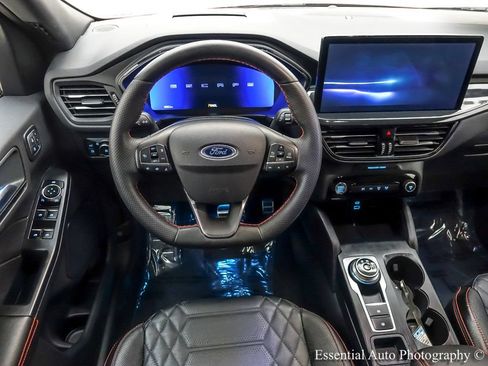 Certified 2023 Ford Escape ST-Line Elite w/ Premium Technology Package AWD/4WD image 14