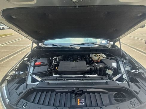Used 2024 Chevrolet Silverado 1500 LT image 33