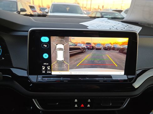 New 2026 Volkswagen Atlas Cross Sport SEL Premium R-Line image 11