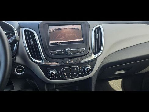 Used 2024 Chevrolet Equinox LT image 15