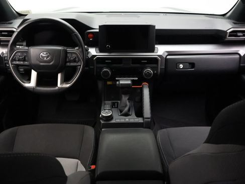 Used 2025 Toyota 4Runner TRD Off-Road AWD/4WD image 24