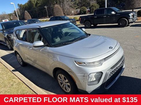 Used 2020 Kia Soul LX image 1