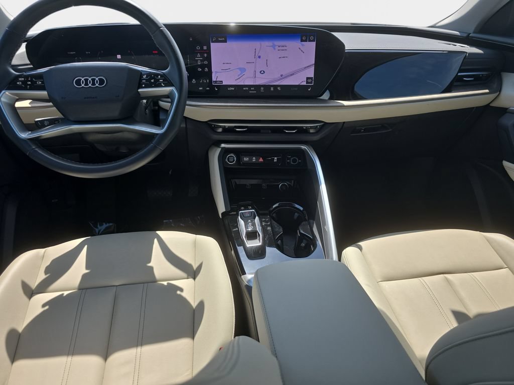 Certified 2025 Audi Q5 Premium w/ Convenience Package AWD/4WD image 9