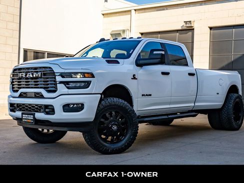 Used 2025 RAM 3500 Big Horn AWD/4WD image 5