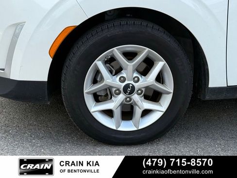 Certified 2024 Kia Soul LX w/ Option Group 015 FWD image 29