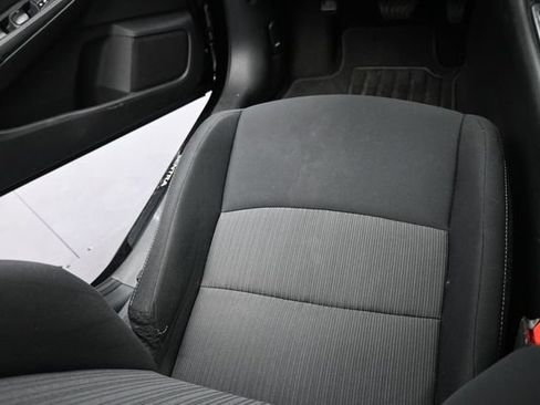 Used 2024 Nissan Sentra SV FWD image 9