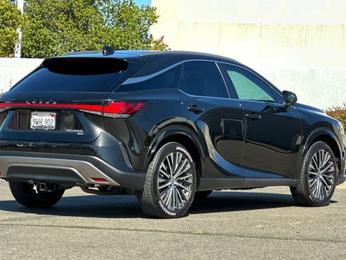 Used 2026 Lexus RX 350 w/ Convenience Package image 2