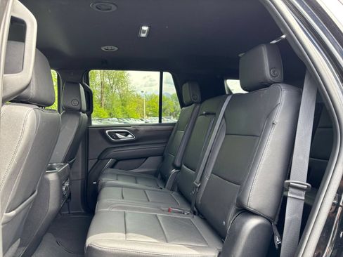 Used 2023 Chevrolet Tahoe LT w/ Luxury Package AWD/4WD image 28