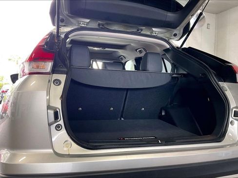 Used 2022 Mitsubishi Eclipse Cross SE image 18