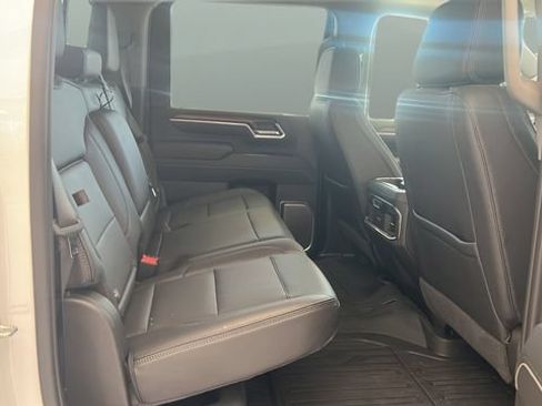 Used 2025 GMC Sierra 2500 Denali w/ Denali Reserve Package AWD/4WD image 23