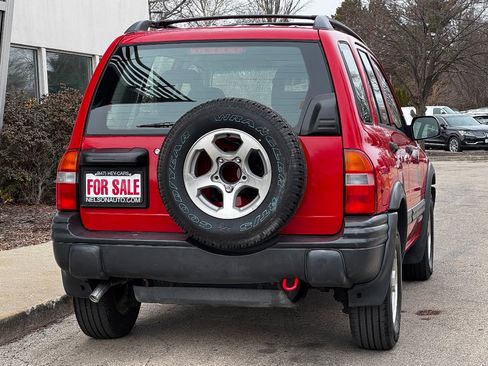 Used 2002 Chevrolet Tracker ZR2 image 5