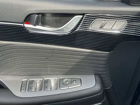 Used 2024 Hyundai Palisade Calligraphy image 14