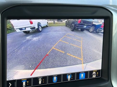 Used 2021 Chevrolet Silverado 2500 LTZ image 11