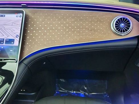 Used 2023 Mercedes-Benz EQE 350+ 4MATIC SUV w/ Pinnacle Trim Package image 37