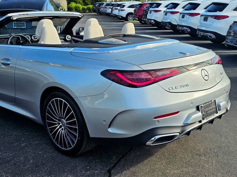 New 2026 Mercedes-Benz CLE 300 4MATIC Cabriolet image 18