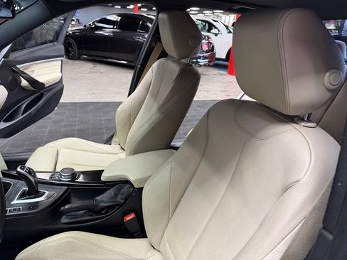 Used 2017 BMW 330i Sedan RWD image 34
