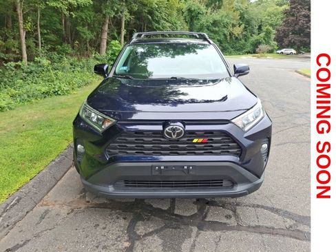 Used 2019 Toyota RAV4 XLE w/ Convenience Package AWD/4WD image 3