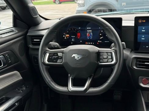 Used 2026 Ford Mustang Coupe image 6