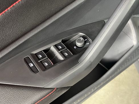 Used 2023 Volkswagen Jetta GLI Autobahn image 19