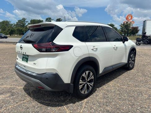 Used 2021 Nissan Rogue SV w/ Premium Package FWD image 5