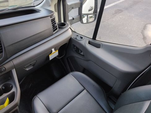 Used 2024 Ford Transit 350 XL RWD image 16