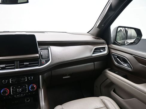 Used 2021 Chevrolet Tahoe LT image 24