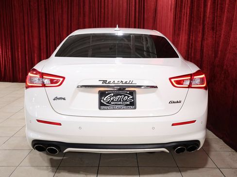 Used 2018 Maserati Ghibli GranLusso RWD image 10