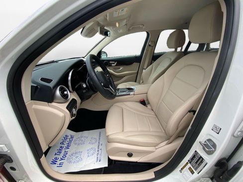Used 2020 Mercedes-Benz GLC 300 image 9