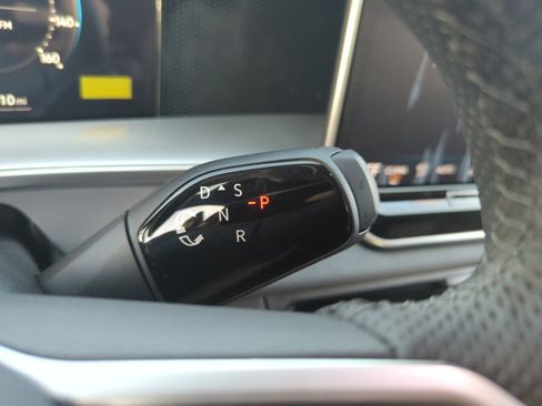 New 2026 Volkswagen Tiguan SE R-Line image 15