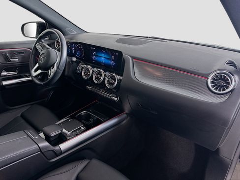 Certified 2023 Mercedes-Benz GLA 250 4MATIC image 36