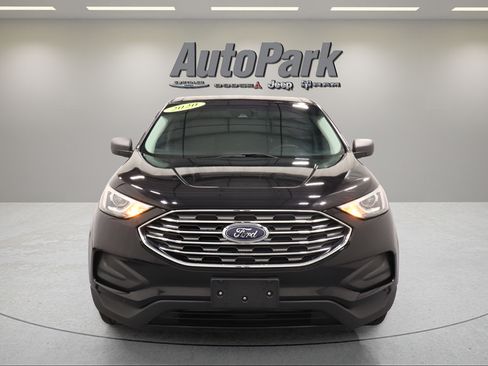 Used 2020 Ford Edge SE FWD image 4