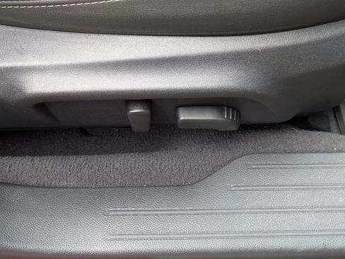 Used 2016 Subaru Outback 2.5i Limited AWD/4WD image 40