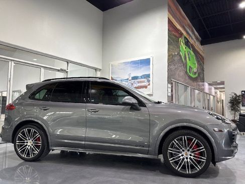 Used 2017 Porsche Cayenne GTS w/ Premium Package image 5