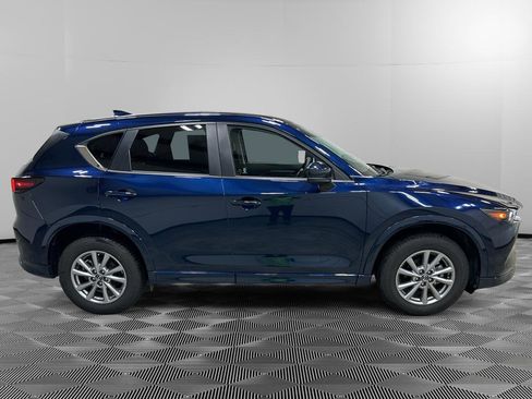 Used 2025 MAZDA CX-5 AWD 2.5 S w/ Preferred Package image 4