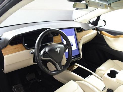 Used 2019 Tesla Model X Long Range AWD/4WD image 12