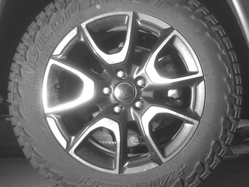 Used 2025 Jeep Compass Trailhawk AWD/4WD image 15