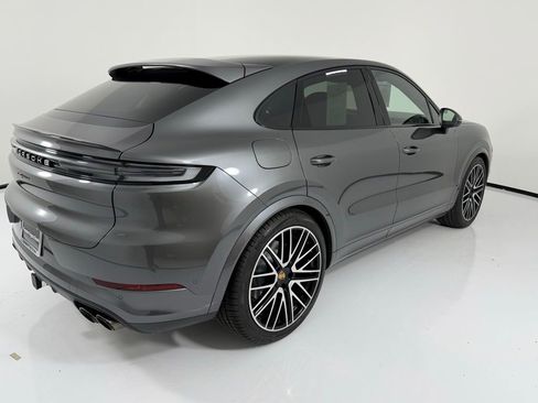 Certified 2026 Porsche Cayenne Coupe AWD/4WD image 10