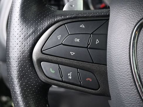 Used 2022 Dodge Challenger R/T Scat Pack RWD image 16