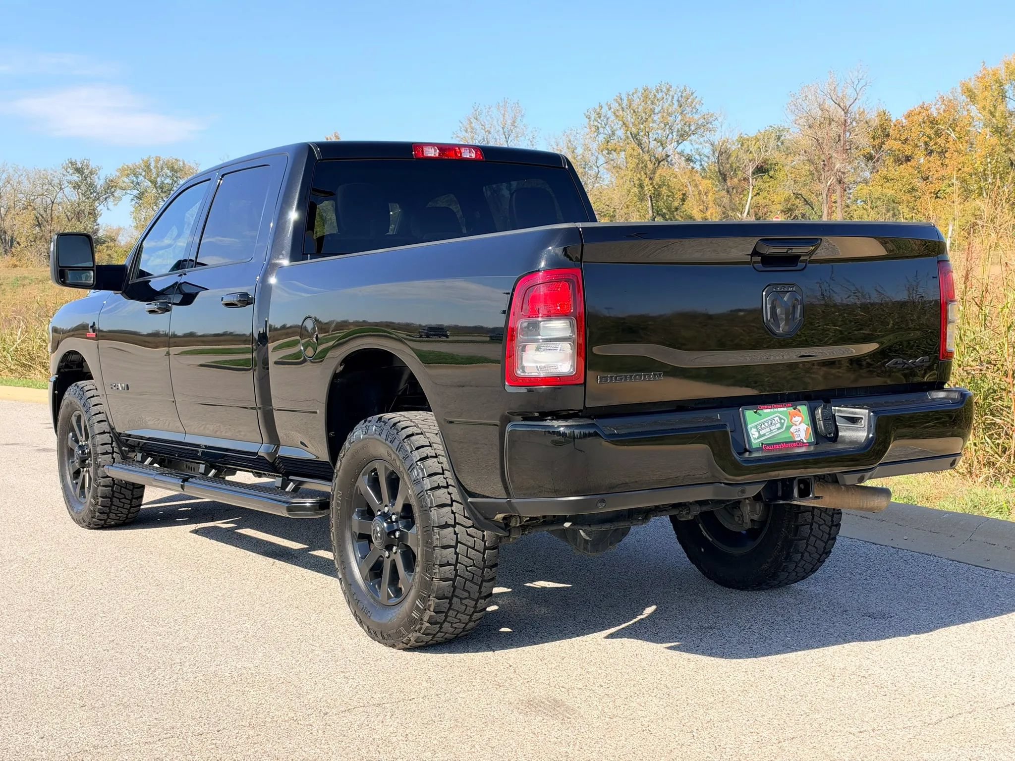 Used 2024 RAM 2500 Big Horn w/ Night Edition AWD/4WD image 19
