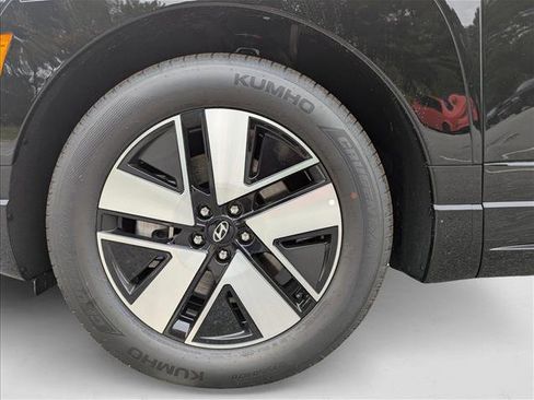 New 2026 Hyundai Ioniq 9 SEL image 9