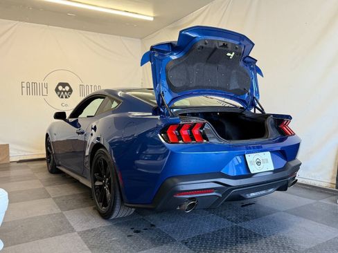 Used 2024 Ford Mustang GT RWD image 21