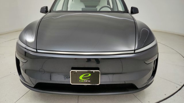 Used 2026 Tesla Model Y 2WD image 26