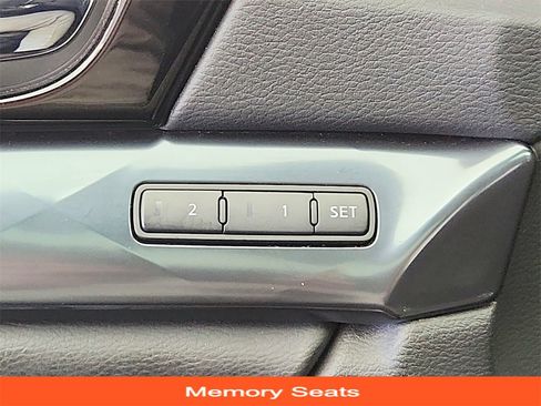 Used 2022 Nissan Maxima SR image 28