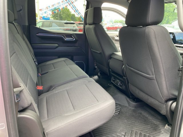 Used 2023 Chevrolet Silverado 1500 RST AWD/4WD image 31